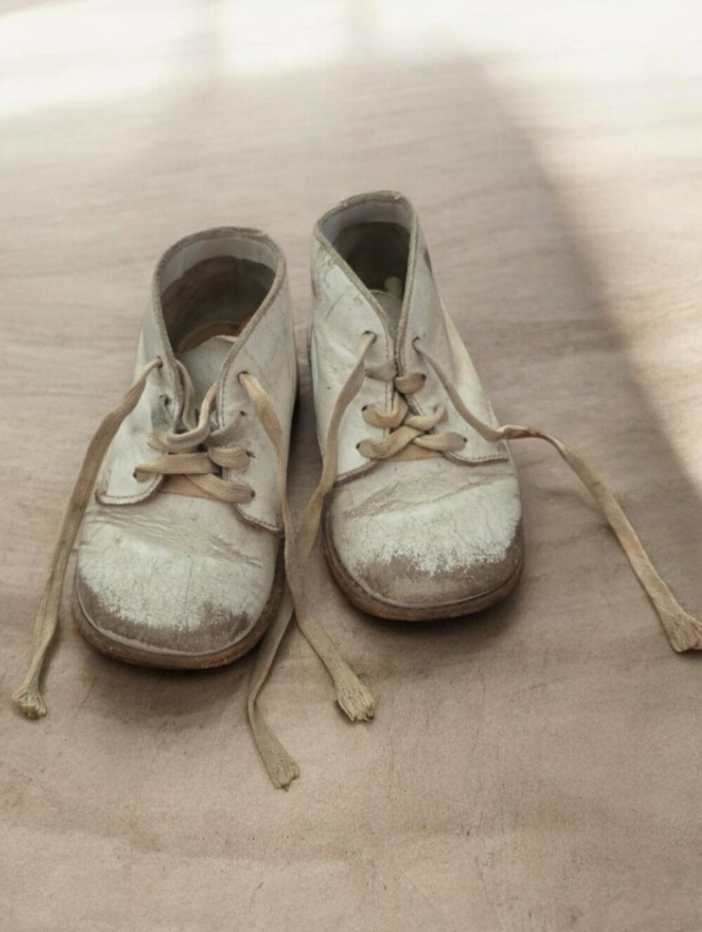 Vintage Baby Shoes Mid Century White Leather Toddler Walker Boots Jumping Jacks - Picture 4 of 16